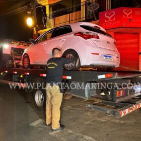 Quadrilha tenta fazer 'arrastão' para roubar veículos em viaduto de Maringá Foto 13 Fotos de Quadrilha tenta fazer 'arrastão' para roubar veículos em viaduto de Maringá