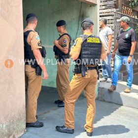 Homem condenado por estupro é baleado após atacar policiais com faca em Sarandi Foto 9 Fotos de Homem condenado por estupro é baleado após atacar policiais com faca em Sarandi