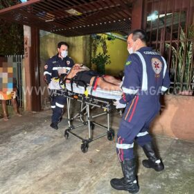 Homem é esfaqueado pelo namorado em Maringá Foto 2 Fotos de Homem é esfaqueado pelo namorado em Maringá
