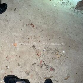 Homem é socorrido com ferimentos graves após ser esfaqueado pela esposa em Sarandi Foto 1 Fotos de Homem é socorrido com ferimentos graves após ser esfaqueado pela esposa em Sarandi