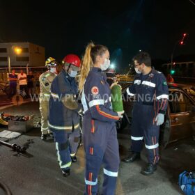 Homem fica preso nas ferragens após acidente em Maringá Foto 17 Fotos de Homem fica preso nas ferragens após acidente em Maringá