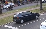 Polícia busca identificar motorista responsável por grave acidente em Maringá Foto 3 Fotos de Polícia busca identificar motorista responsável por grave acidente em Maringá