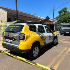 Suspeito de integrar quadrilha de roubo de caminhonete Hilux é baleado em confronto com a Polícia Militar em Sarandi Foto 6 Fotos de Suspeito de integrar quadrilha de roubo de caminhonete Hilux é baleado em confronto com a Polícia Militar em Sarandi