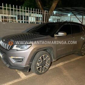 Trio é detido com carro roubado e portando arma de fogo em Maringá Foto 6 Fotos de Trio é detido com carro roubado e portando arma de fogo em Maringá