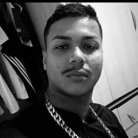 Jovem de 23 anos morre após grave acidente de moto em Maringá Foto 1 Fotos de Jovem de 23 anos morre após grave acidente de moto em Maringá