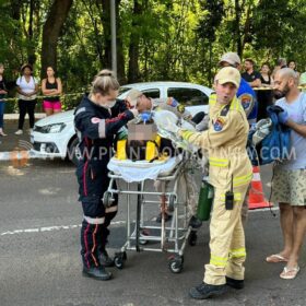 Motociclista tem perna arrancada em acidente em Maringá Foto 4 Fotos de Motociclista tem perna arrancada em acidente em Maringá
