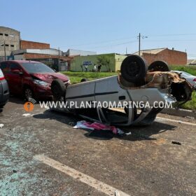 Motorista perde controle da direção, invade pista contrária e colide em carro e caminhões em Sarandi Foto 3 Fotos de Motorista perde controle da direção, invade pista contrária e colide em carro e caminhões em Sarandi