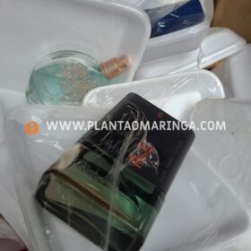 Polícia prende três por venda de perfumes falsificados em Maringá Foto 6 Fotos de Polícia prende três por venda de perfumes falsificados em Maringá