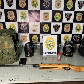 Suspeito de integrar quadrilha piratas do asfalto é preso com arma e coletes balísticos Foto 1 Fotos de Suspeito de integrar quadrilha piratas do asfalto é preso com arma e coletes balísticos
