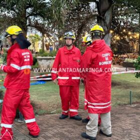 Tenda desaba com forte chuva e deixa 8 pessoas feridas em Maringá Foto 5 Fotos de Tenda desaba com forte chuva e deixa 8 pessoas feridas em Maringá