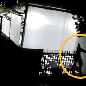 Câmera de segurança registra duplo homicídio em lanchonete Foto 1 Fotos de Câmera de segurança registra duplo homicídio em lanchonete