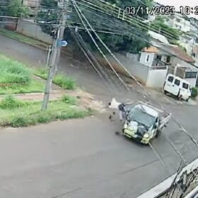 Câmera registra acidente que matou motociclista em Maringá Foto 1 Fotos de Câmera registra acidente que matou motociclista em Maringá