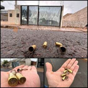 Casa onde estavam duas crianças é atingida por 15 tiros em Sarandi Foto 11 Fotos de Casa onde estavam duas crianças é atingida por 15 tiros em Sarandi