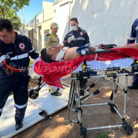 Duas pessoas são esfaqueadas e autor é preso em flagrante em Maringá Foto 9 Fotos de Duas pessoas são esfaqueadas e autor é preso em flagrante em Maringá