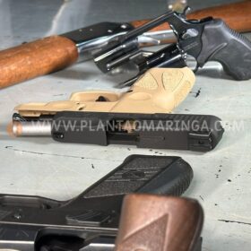 Empresário é preso após realizar disparos de arma de fogo no centro de Maringá Foto 5 Fotos de Empresário é preso após realizar disparos de arma de fogo no centro de Maringá