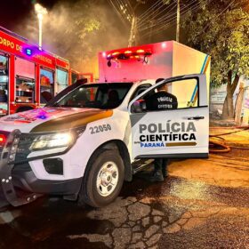 Incêndio mata duas crianças e deixa jovem em estado grave em Maringá Foto 4 Fotos de Incêndio mata duas crianças e deixa jovem em estado grave em Maringá