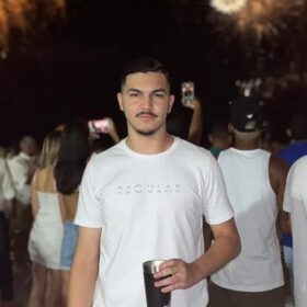 Jovem de 20 anos morre ao bater em coluna de passarela em Maringá Foto 2 Fotos de Jovem de 20 anos morre ao bater em coluna de passarela em Maringá
