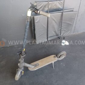 Moça com patinete elétrico sofre traumatismo craniano após colisão com carro em Maringá Foto 4 Fotos de Moça com patinete elétrico sofre traumatismo craniano após colisão com carro em Maringá