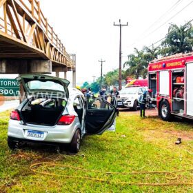 Jovem de 20 anos morre ao bater em coluna de passarela em Maringá Foto 11 Fotos de Jovem de 20 anos morre ao bater em coluna de passarela em Maringá
