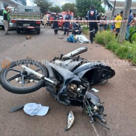 Câmera registra acidente que matou motociclista em Maringá Foto 8 Fotos de Câmera registra acidente que matou motociclista em Maringá