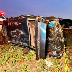 Um adolescente morreu e duas sofreram ferimentos graves após carro com queixa de furto capotar Foto 11 Fotos de Um adolescente morreu e duas sofreram ferimentos graves após carro com queixa de furto capotar