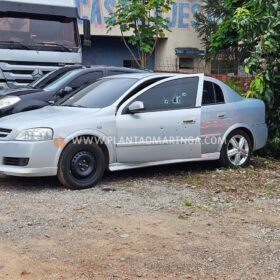 Câmera registra homem sendo morto com vários tiros dentro de carro em Maringá Foto 6 Fotos de Câmera registra homem sendo morto com vários tiros dentro de carro em Maringá