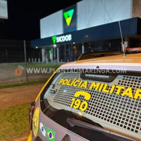 Câmera registrou ladrões que explodiram caixa eletrônico em Maringá Foto 14 Fotos de Câmera registrou ladrões que explodiram caixa eletrônico em Maringá