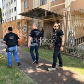 Policial Militar Ambiental é encontrada morta em apartamento em Maringá Foto 10 Fotos de Policial Militar Ambiental é encontrada morta em apartamento em Maringá
