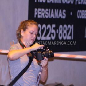 Jovem de 25 anos morre após colisão com carreta estacionada em Maringá Foto 16 Fotos de Jovem de 25 anos morre após colisão com carreta estacionada em Maringá