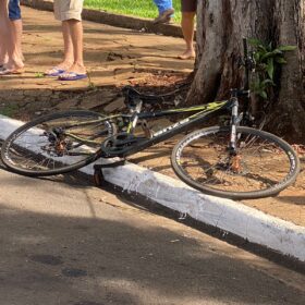 Jovem é executado com 7 tiros na cabeça em plena luz do dia Foto 2 Fotos de Jovem é executado com 7 tiros na cabeça em plena luz do dia