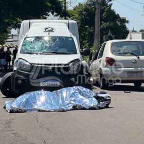 Jovem trabalhador morre após acidente de moto em Maringá Foto 6 Fotos de Jovem trabalhador morre após acidente de moto em Maringá