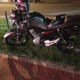 Moça é intubada após grave acidente de moto em Maringá Foto 2 Fotos de Moça é intubada após grave acidente de moto em Maringá