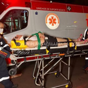 Motorista anda na contramão em avenida de Maringá e bate de frente com outro carro Foto 13 Fotos de Motorista anda na contramão em avenida de Maringá e bate de frente com outro carro