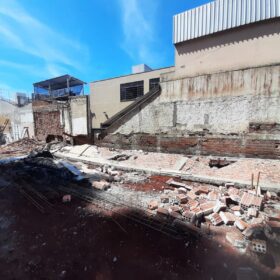 Trabalhadores ficam gravemente feridos após desabamento de muro em Maringá Foto 8 Fotos de Trabalhadores ficam gravemente feridos após desabamento de muro em Maringá