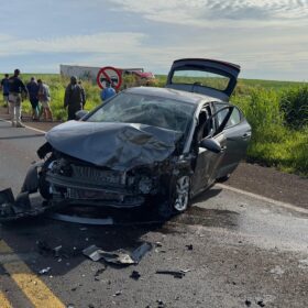Três pessoas morreram e cinco ficaram feridas em um trágico acidente no BR-369 Foto 4 Fotos de Três pessoas morreram e cinco ficaram feridas em um trágico acidente no BR-369
