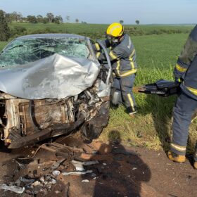 Três pessoas morreram e cinco ficaram feridas em um trágico acidente no BR-369 Foto 5 Fotos de Três pessoas morreram e cinco ficaram feridas em um trágico acidente no BR-369