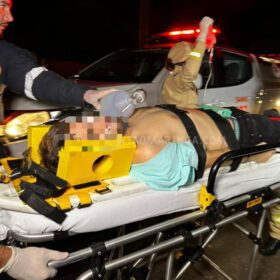 Motorista é baleado e socorrido em estado grave durante tentativa de assalto em Maringá Foto 14 Fotos de Motorista é baleado e socorrido em estado grave durante tentativa de assalto em Maringá