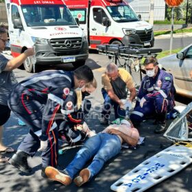 Câmera registra motoboy sendo arremessado após acidente em Maringá Foto 2 Fotos de Câmera registra motoboy sendo arremessado após acidente em Maringá
