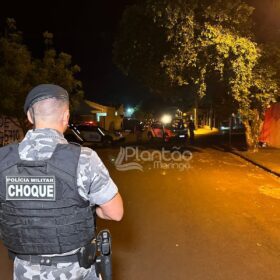 Homem é morto após troca de tiros com a Polícia Militar Foto 4 Fotos de Homem é morto após troca de tiros com a Polícia Militar