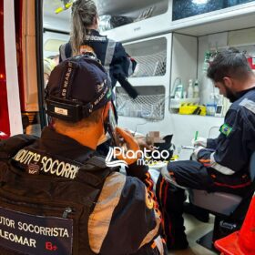 Homem leva facada no peito no centro de Maringá Foto 5 Fotos de Homem leva facada no peito no centro de Maringá