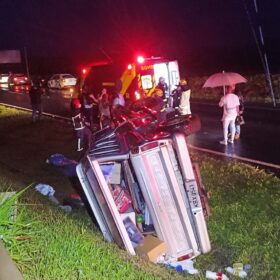 Homem que estava indo conhecer o neto recém-nascido morre em capotamento entre Maringá e Floresta Foto 4 Fotos de Homem que estava indo conhecer o neto recém-nascido morre em capotamento entre Maringá e Floresta