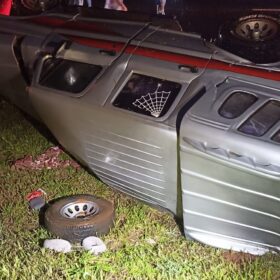 Homem que estava indo conhecer o neto recém-nascido morre em capotamento entre Maringá e Floresta Foto 5 Fotos de Homem que estava indo conhecer o neto recém-nascido morre em capotamento entre Maringá e Floresta