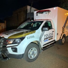 Jovem é executado a tiros e mulher é baleada em praça na zona sul de Maringá Foto 8 Fotos de Jovem é executado a tiros e mulher é baleada em praça na zona sul de Maringá