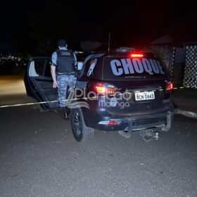 Jovem é executado com mais de 20 tiros em Maringá Foto 7 Fotos de Jovem é executado com mais de 20 tiros em Maringá