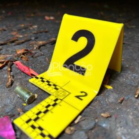Jovem é executado com mais de 20 tiros em Maringá Foto 10 Fotos de Jovem é executado com mais de 20 tiros em Maringá