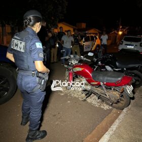 Jovem é socorrido em estado gravíssimo após ser atingido por dois tiros na cabeça em Sarandi Foto 11 Fotos de Jovem é socorrido em estado gravíssimo após ser atingido por dois tiros na cabeça em Sarandi