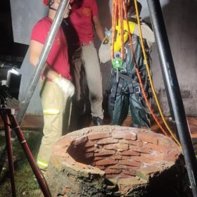 Macabro – Polícia encontra dois corpos dentro de fossa Foto 3 Fotos de Macabro – Polícia encontra dois corpos dentro de fossa