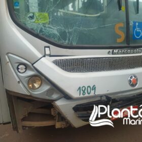 Motoboy é intubado após acidente com ônibus coletivo em Sarandi Foto 3 Fotos de Motoboy é intubado após acidente com ônibus coletivo em Sarandi