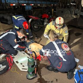 Motociclista é intubado após bater em caminhão em Maringá Foto 4 Fotos de Motociclista é intubado após bater em caminhão em Maringá