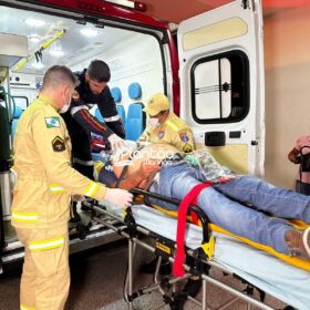Motociclista fica em estado grave após acidente em Sarandi Foto 1 Fotos de Motociclista fica em estado grave após acidente em Sarandi